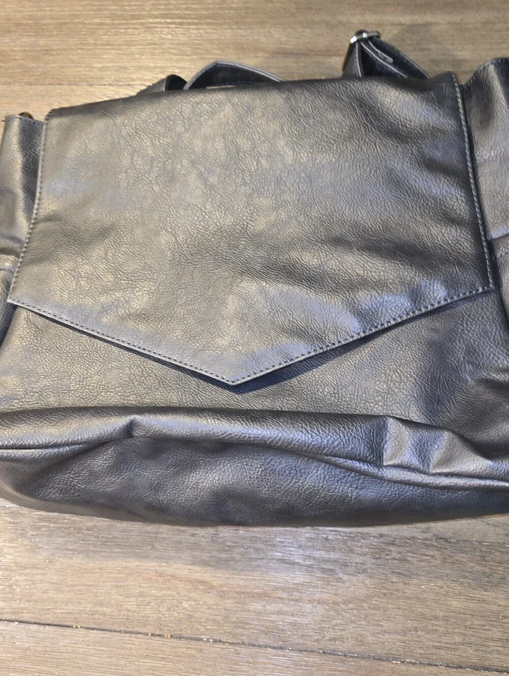 Thirty One Black Backpack/profesional Bag